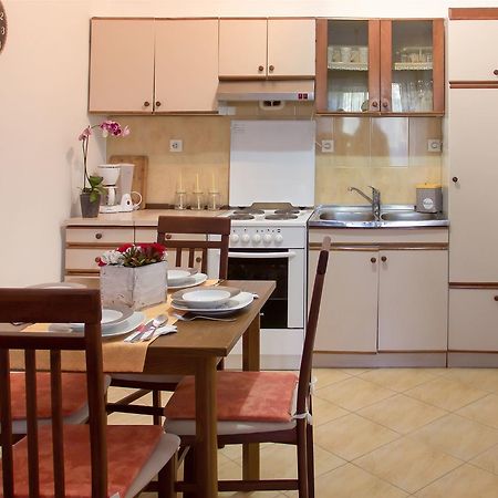 Apartments Marijana Senj  Extérieur photo