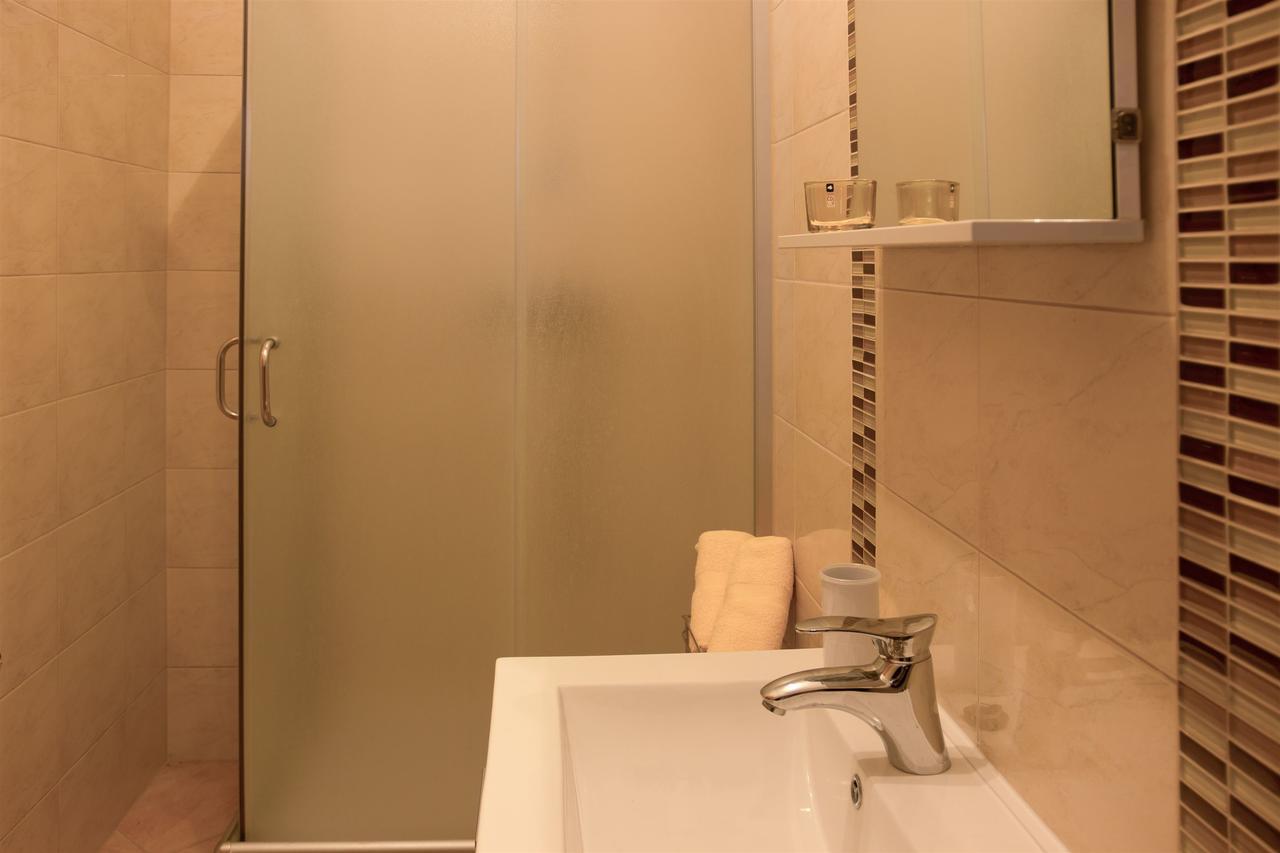 Apartments Marijana Senj  Extérieur photo