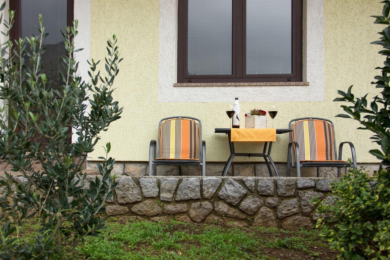 Apartments Marijana Senj  Extérieur photo